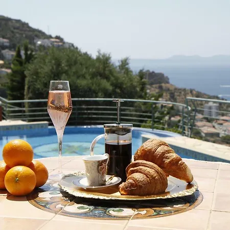 Victoria, With Breathtaking Panoramic Views * Rosas